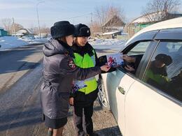 В Кузбассе прошла акция по поздравлению автомобилистов с Днем 23 февраля