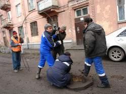 За лето в Новокузнецке будет отремонтировано сто дворов За лето в Новокузнецке будет отремонтировано сто дворов