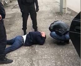 Новокузнецкие сканерщики вскрыли 11 машин возле школ и садиков Новокузнецкие сканерщики вскрыли 11 машин возле школ и садиков