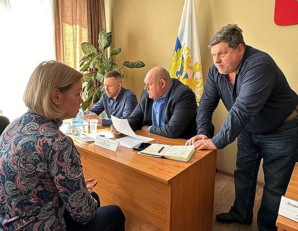 В Новокузнецке чиновники на день открылись для народа